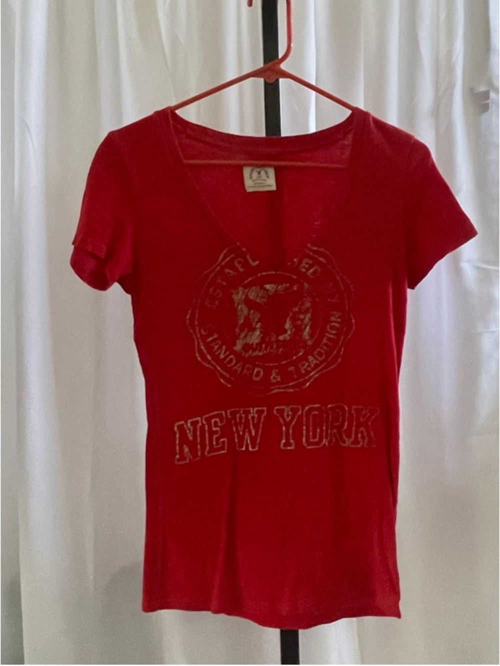 Women's American Eagle Red Short Sleeve V-Neck Graphic Tee, Size Small